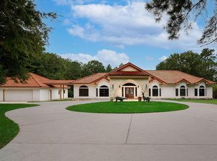 9890 Mesquite Dr, Montgomery, TX 77316