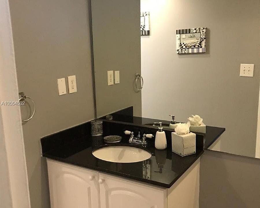 1st image of 4001 S Ocean Dr APT 15F