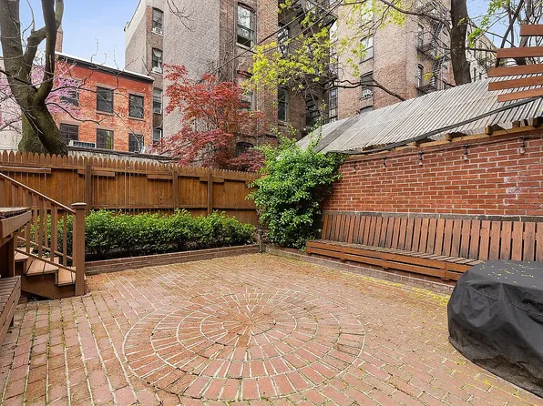 36 Bedford Street image 1 of 12