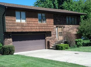 4704 W Shore Dr, Bremen, IN 46506