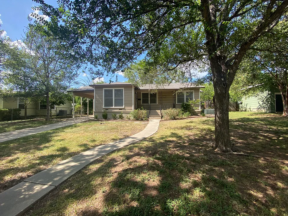 209 Lyman Dr