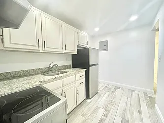 Rented by HOLTON REAL ESTATE INC.