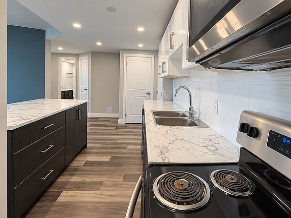 5th image of 2200 Sherobee Rd #812
