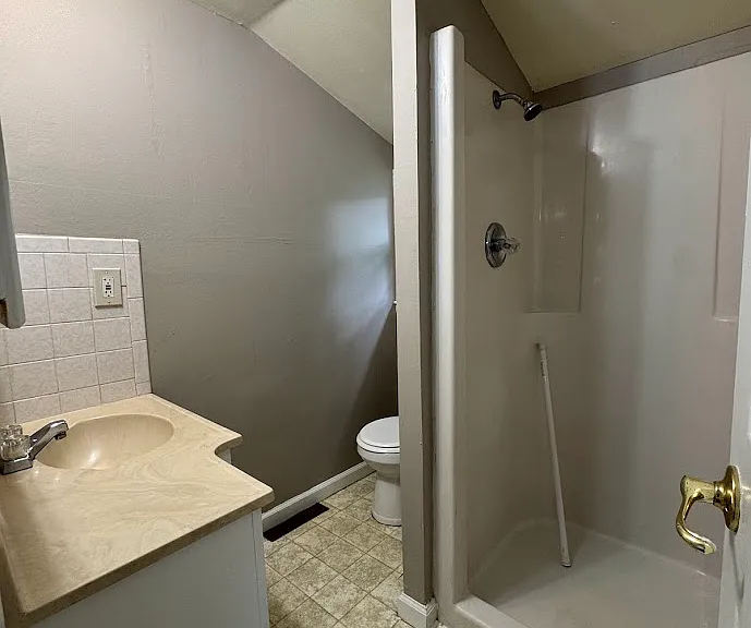 Ensuite bath