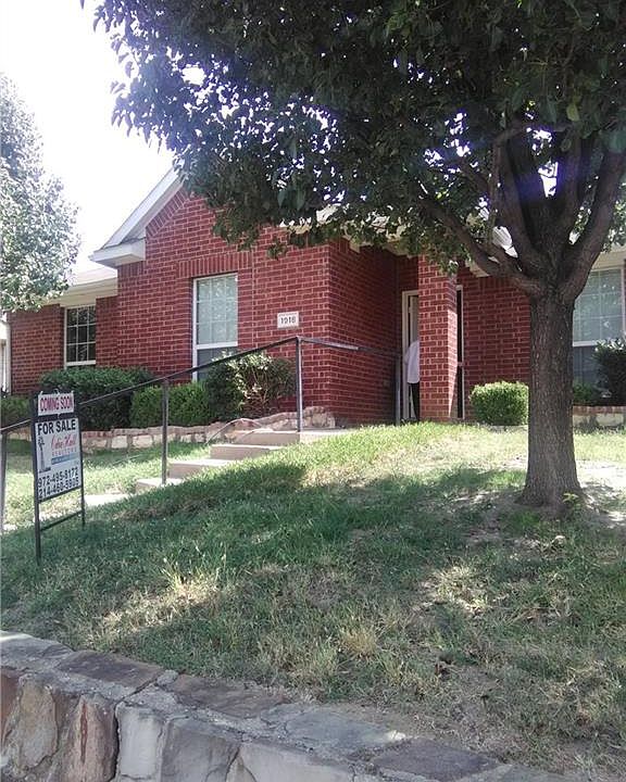 1st image of 1918 Rustic Creek Dr