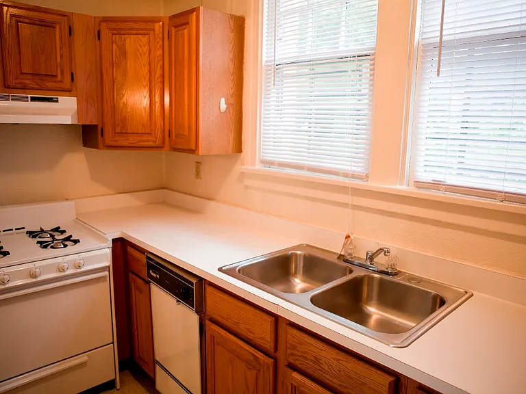 5920 Walnut St #104 — Photo 5