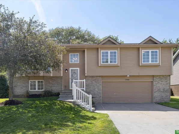 12510 S 217th St, Gretna, NE 68028