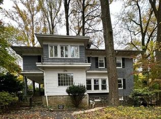 2802 Lawina Rd, Baltimore, MD 21216