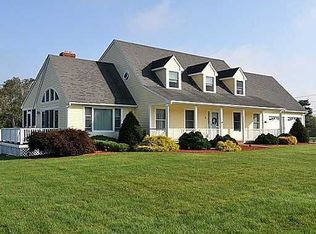 3 W Valley Dr, Cumberland, RI 02864