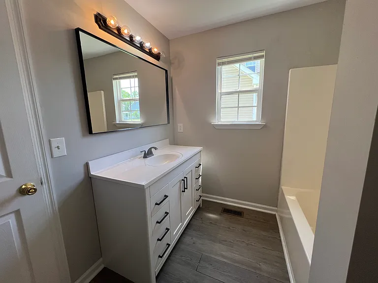 2812 Hydes Ferry Rd — Photo 22