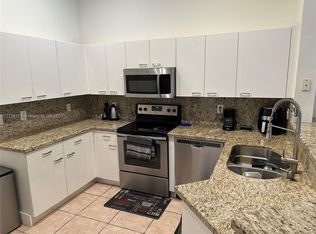 4365 Mahogany Ridge Dr, Fort Lauderdale, FL 33331