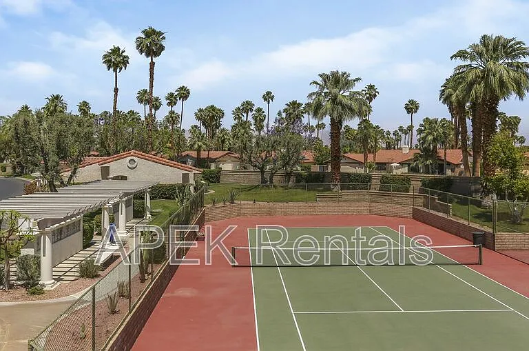 2701 E Mesquite Ave E #24 — Photo 32