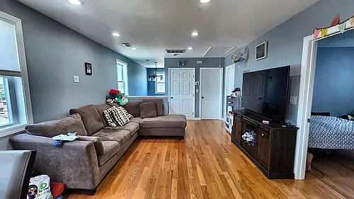 530 Mountain Ave #2 Photo 1
