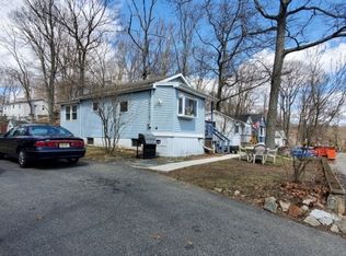 170 Monroe Trl, Hopatcong, NJ 07843