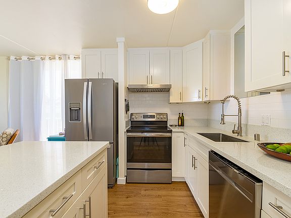 3rd image of 69-1647 Puako Beach Dr APT 210