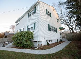 4 Van Bummel Rd, Bourne, MA 02532