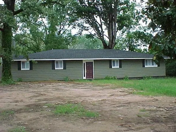 825 N 2nd St, Griffin, GA 30223