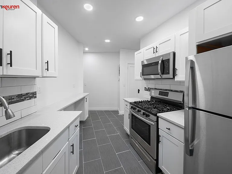 400 Lincoln Pl #5I — Photo 8