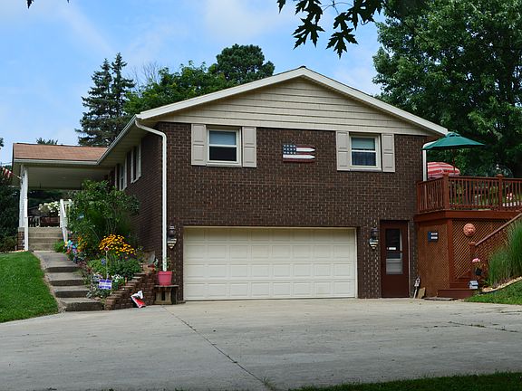4th image of 147 E Lawn Ave