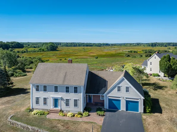 15 Wainwright Drive, Cape Elizabeth, ME 04107