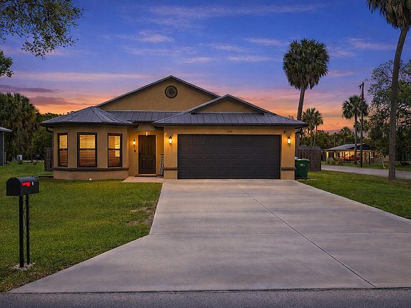 2nd image of 809 SW 3rd Avenue