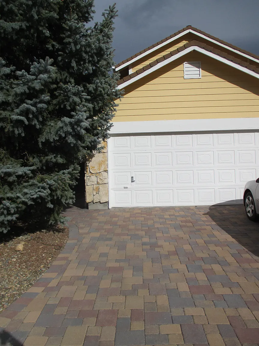 2380 Overlook Ct photo 1