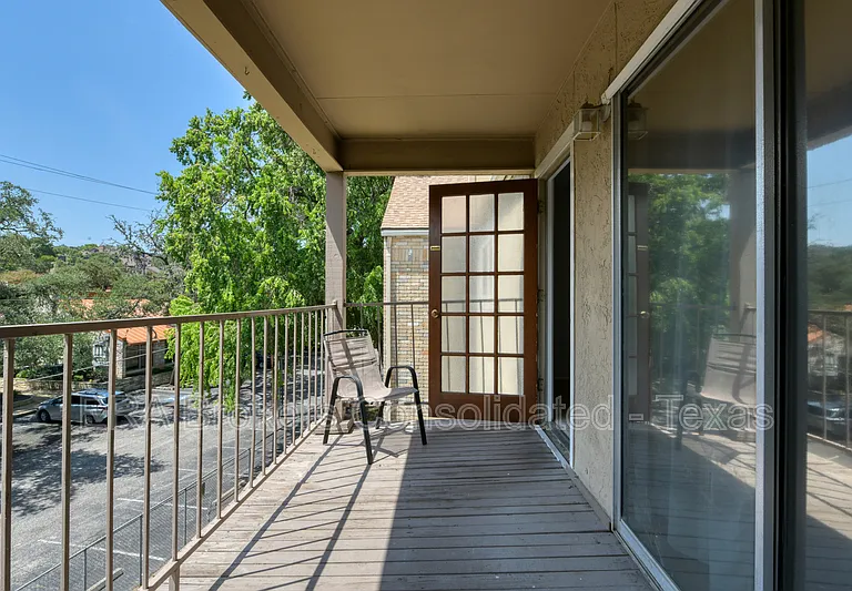 4119 Medical Dr #304F — Photo 16