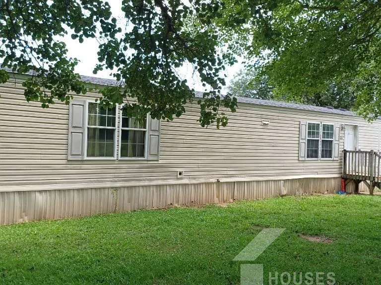 729 Brockman McClimon Rd — Photo 1