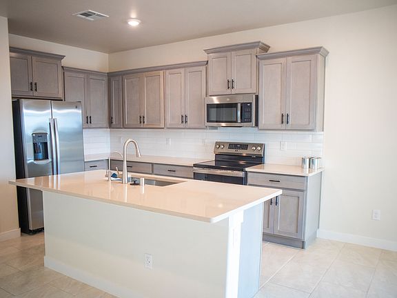 5th image of 3007 San Jenaro Dr