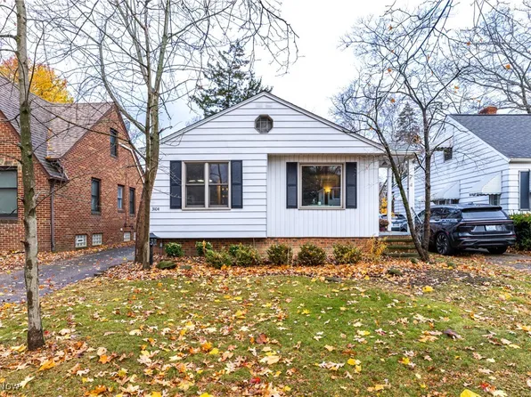 3104 W 146th St, Cleveland, OH 44111