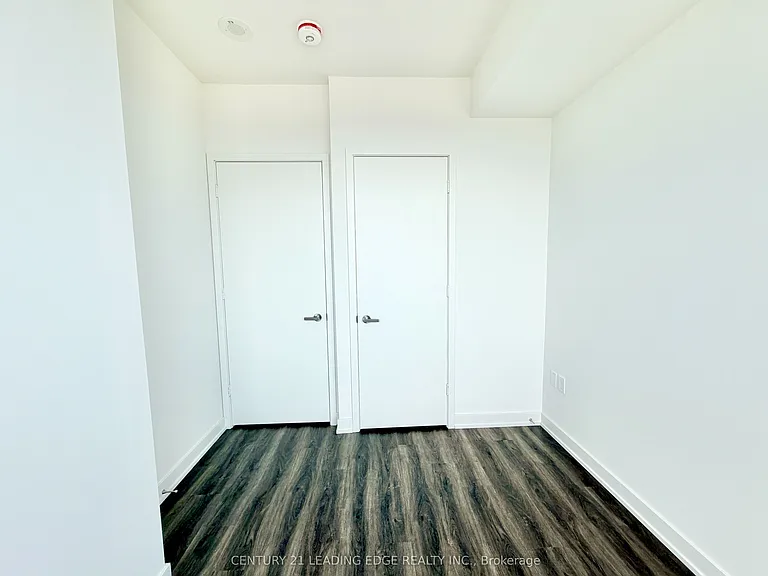 448 Burnhamthorpe Rd W #6511 — Photo 23