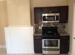 465 Warren St #2R, Boston, MA 02121