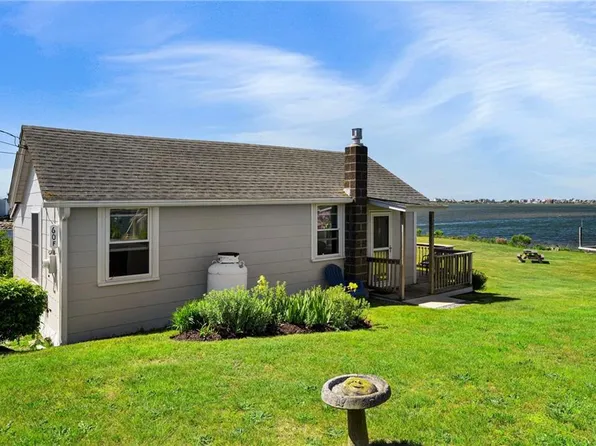 60 F Chappell Rd, Wakefield, RI 02879