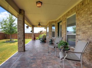 204 Derek Ln, Jarrell, TX 76537