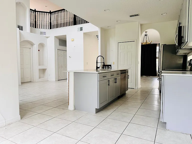 9143 Pecky Cypress Way — Photo 18