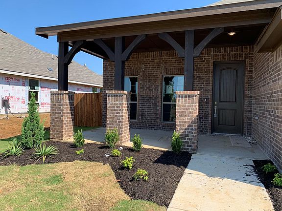 3rd image of 108 Cadyn Dr