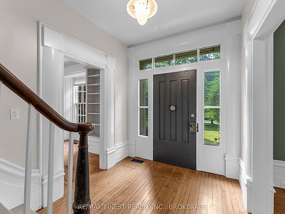 3rd image of 4247 Henderson Rd