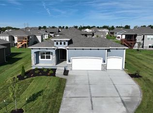 18906 Millview St, Spring Hill, KS 66083