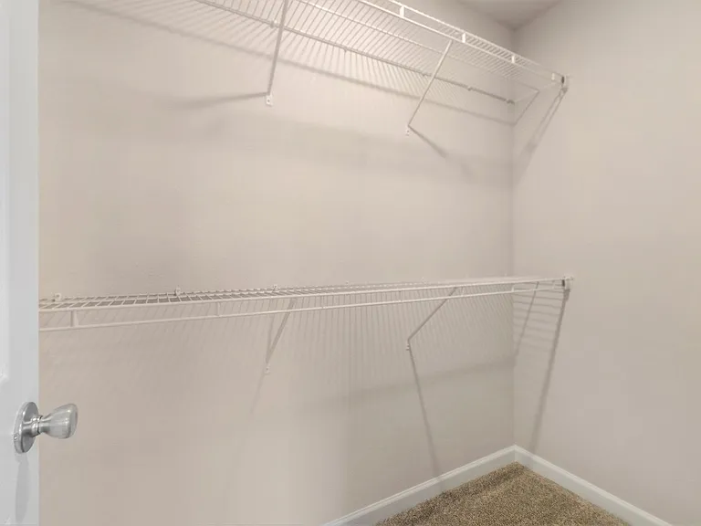120 Iris Ct — Photo 16