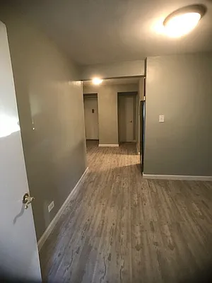 Rented by City Prime Commercial Realty  | media 6