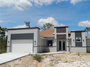 2708 20th St W, Lehigh Acres, FL 33971