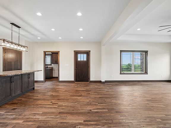 5th image of 111 Countryside Rd