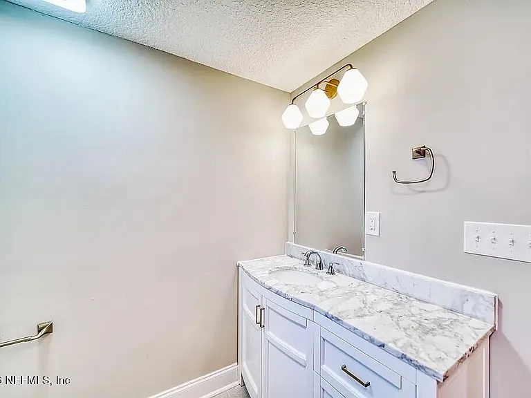 259 Riberia St #A — Photo 15