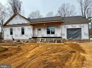 1362 Solomons Island Rd, Huntingtown, MD 20639