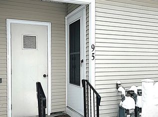 95 Mitchell Dr, Chicopee, MA 01022