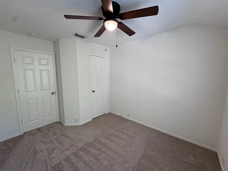 29726 Sullivan Oaks Dr — Photo 17