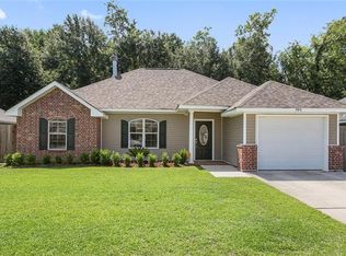 303 Allie Ln, Luling, LA 70070