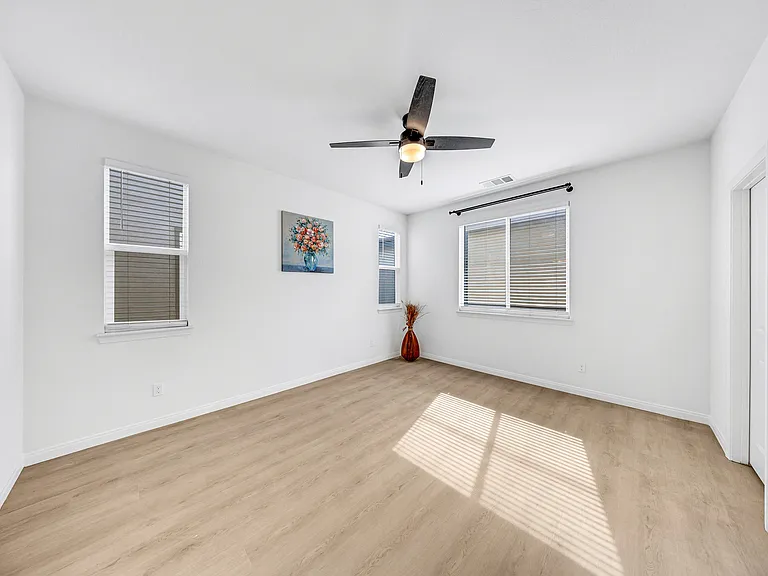 10532 Wilding Dr — Photo 28