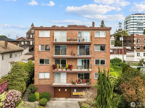 2619 Rucker Avenue #2, Everett, WA 98201