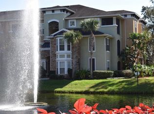 10106 Courtney Oaks Cir APT 204, Tampa, FL 33619